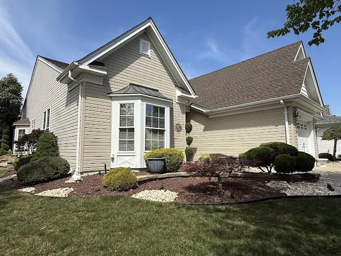 FB Roofing & Siding Picture 1