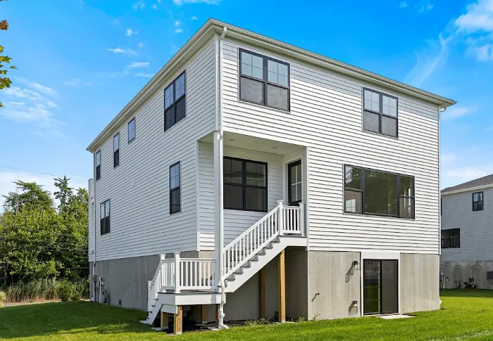 FB Roofing & Siding Picture 9