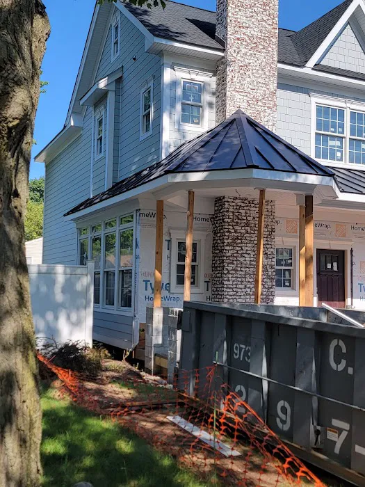 Yukor Roofing & Construction Picture 6