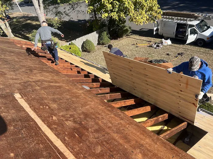 Eagle Roofing & Gutters Picture 1