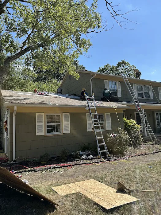 D Squared Roofing and Exteriors Picture 9