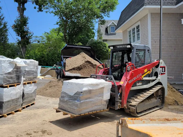 Pyramid Roofing & Renovations LLC Picture 9
