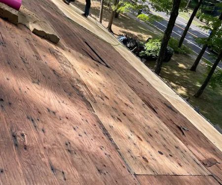 MCA ROOFING CONTRACTORS LLC