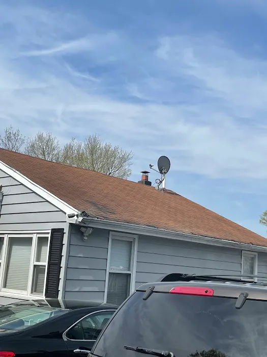 MCA ROOFING CONTRACTORS LLC Picture 3