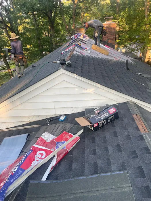 MCA ROOFING CONTRACTORS LLC Picture 4