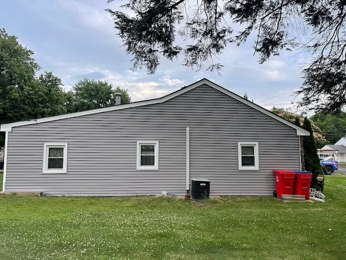 Magic Roofing & siding inc Picture 7