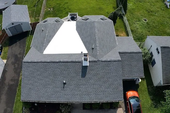 Magic Roofing & siding inc Picture 9