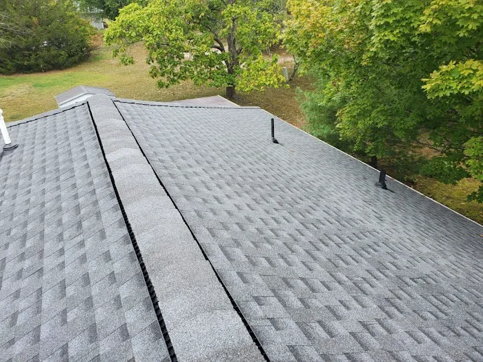 MJ Roofing Picture 2