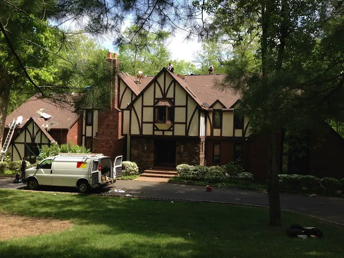 Accurate Roofing and Siding Inc. Picture 1