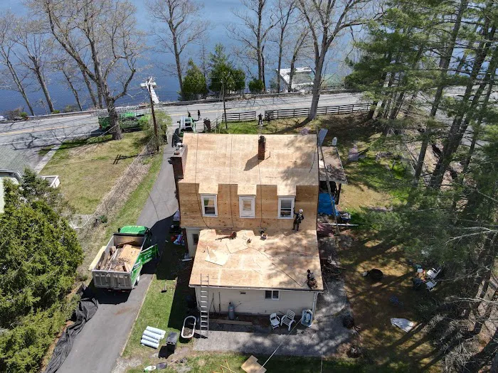 Guaillas Roofing Inc. Picture 7