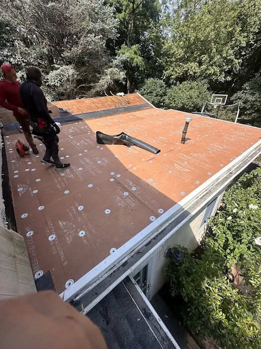 Safeway Construction & Roofing Picture 4