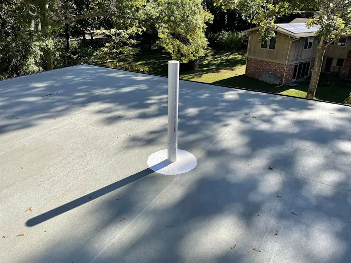 Chandelle Roofing Picture 1