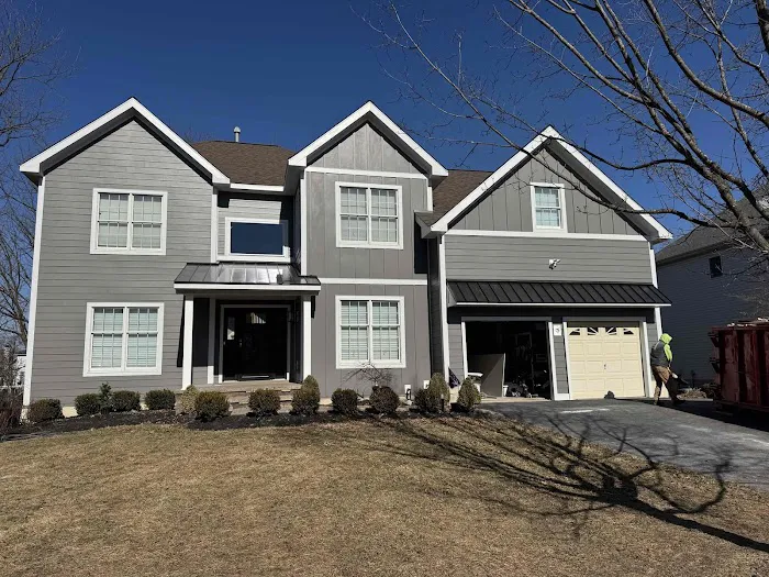 Munz Roofing and Siding Picture 7