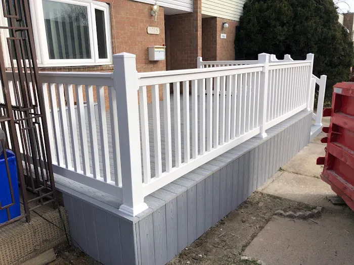 Munz Roofing and Siding Picture 6