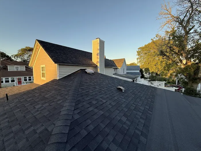 Triple Crown Exteriors Picture 5