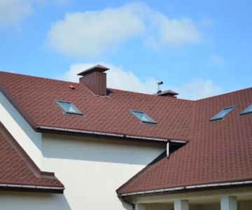 How to Choose the Best Roofing Material for a Shady, Damp Environment