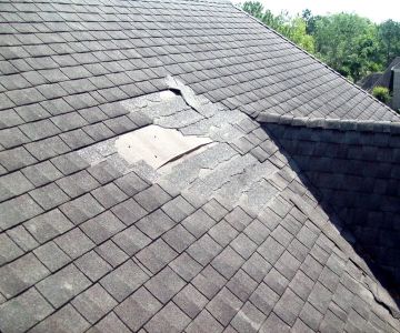 How to Prevent Roof Damage from Improper Foot Traffic