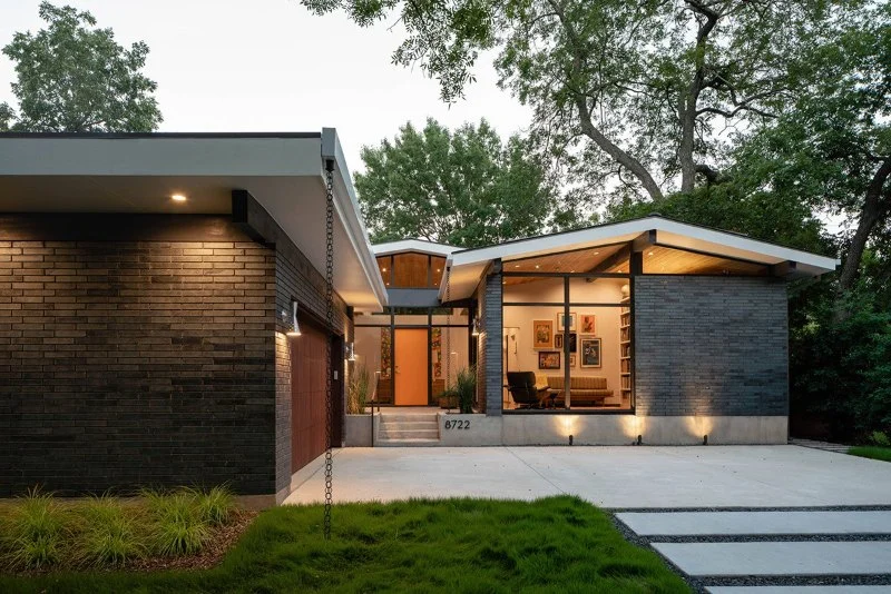 The Best Roofing Materials for a Mid-Century Modern Home