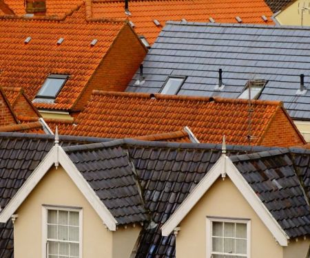 The Best Roofing Materials for a Home in an Area with Frequent Sandstorms