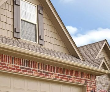 How to Choose a Roofing Material That Compliments Your Siding