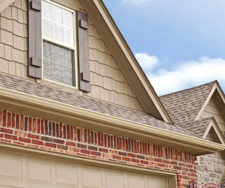 How to Choose a Roofing Material That Compliments Your Siding
