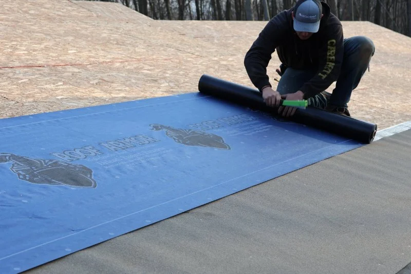 How to Install a Roof Underlayment for a High-Traffic Rooftop Area