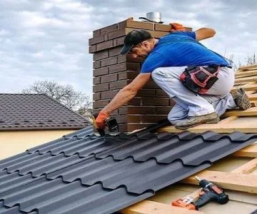 How to Choose a Roofing Contractor That Provides References from Past Clients