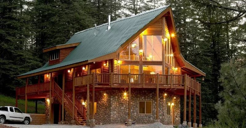 The Best Roofing Materials for a Cottage or Vacation Home