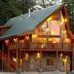 The Best Roofing Materials for a Cottage or Vacation Home