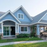 How to Choose a Roof Color for a House That Blends with Natural Surroundings