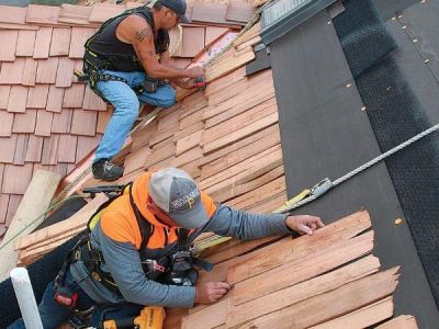 How to Install a Roof Underlayment for a Cedar Shake Roof | Expert Roofing Tips