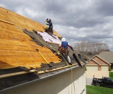 How to Avoid Being Overcharged for a Roof Repair and Know Fair Prices