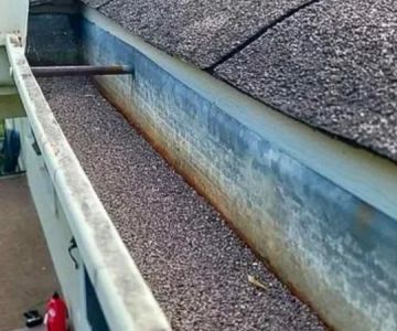 Roof Aging Signs You Should Never Ignore: Bald Spots, Sagging, and Excessive Granules in Gutters